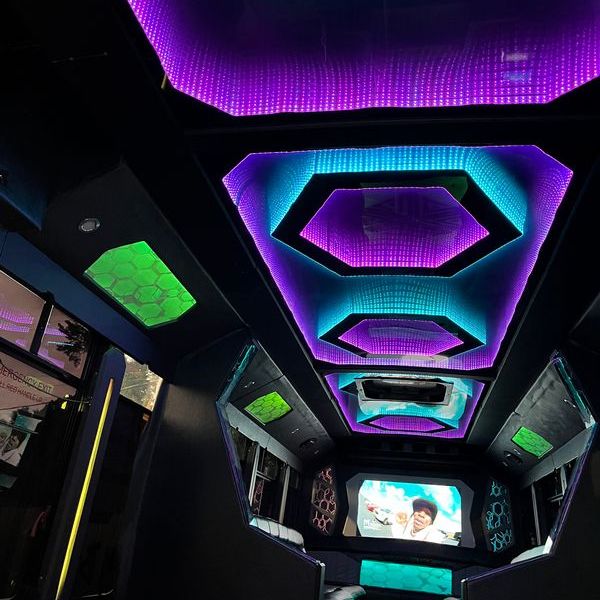 Custom Bus Builds for Living or Business | Atlanta, GA