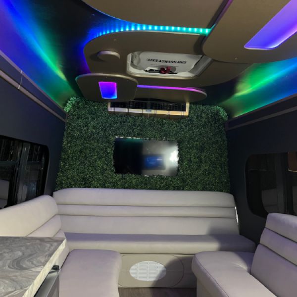 Custom Bus Builds for Living or Business | Atlanta, GA