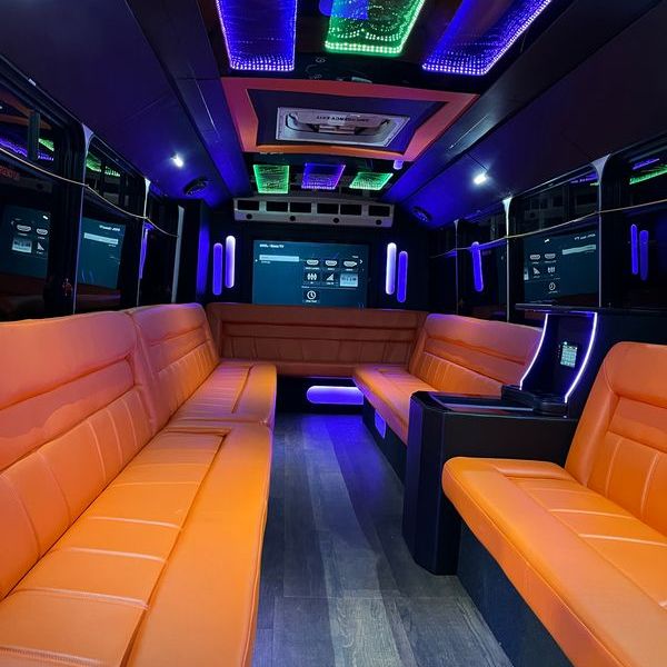Custom Bus Builds for Living or Business | Atlanta, GA